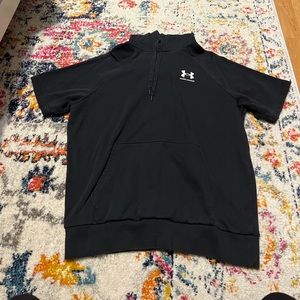 Short sleeve hoodie